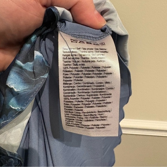 Mabella Pleated A Line Gown Satin Size 2 NWT - Picture 11 of 12